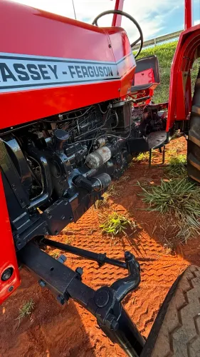 Trator Massey Fergusson 275