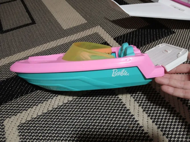 Lancha da barbie