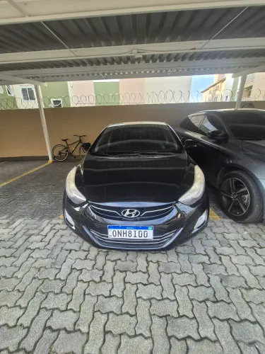 Hyundai Elantra GLS 1.8 16V Aut. 2013