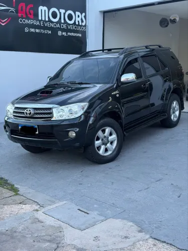 Toyota Hilux SW4 SRV D4-d 4X4 3.0 TDI Dies. AUT 2011