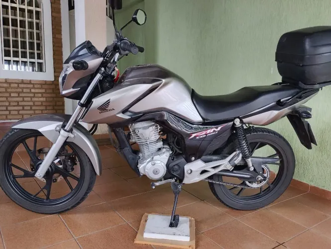Honda CG 160 FAN Flex 2022 / Pouco Rodada