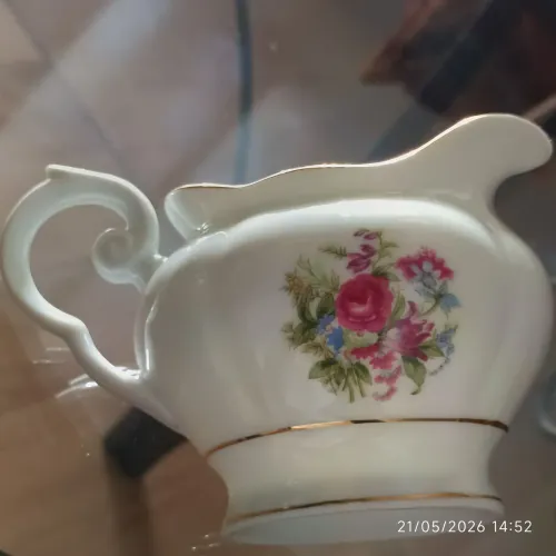 Leiteira de porcelana Real, anos 1950