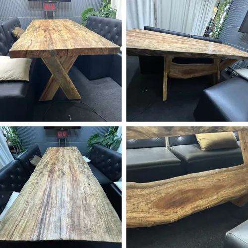 Mesa grande de madeira maciça