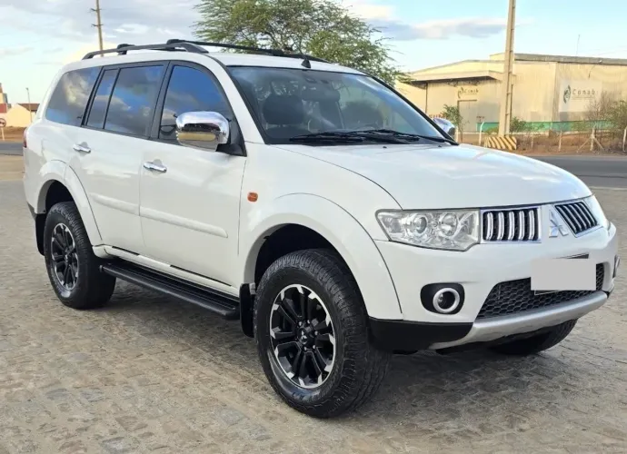 Mitsubishi Pajero Dakar 3.2 4X4 T.i. Dies. 5P Aut. 2012