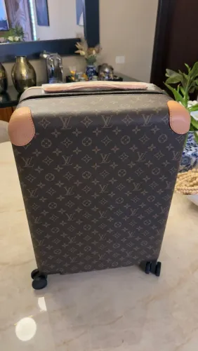 Mala de bordo LOUIS VUITTON em couro