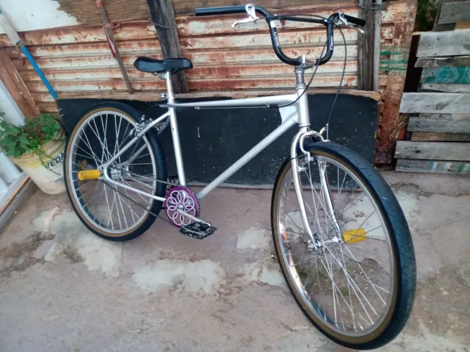 Bicicleta Caloi cruiser freestyle Extra light TX