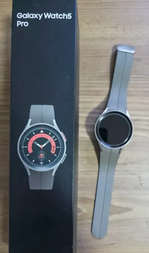 Samsung Galaxy Watch5 Pro 45mm Cinza Titânio <br>