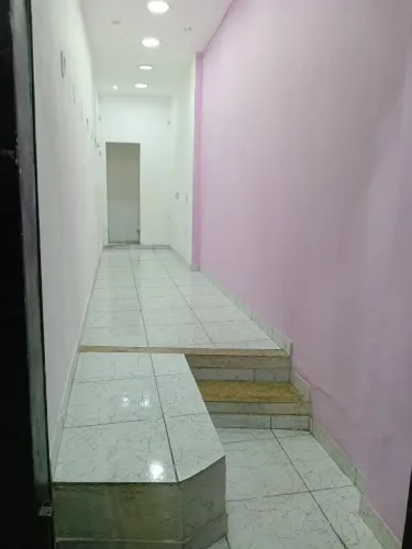 Loja tipo box ao lado do Top Shopping
