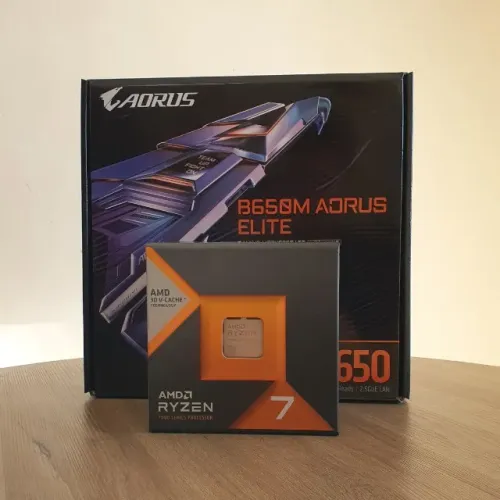 KIT UPGRADE RYZEN 7 7800X3D + PLACA MAE GIGABYTE B650M AORUS ELITE AM5 MATX DDR5 LACRADO!