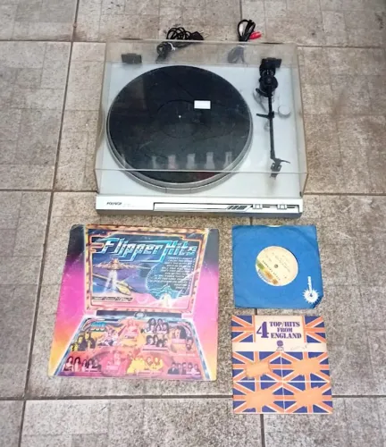 Toca Disco Polyvox Td 1500 Belt Drive Precision Turntable