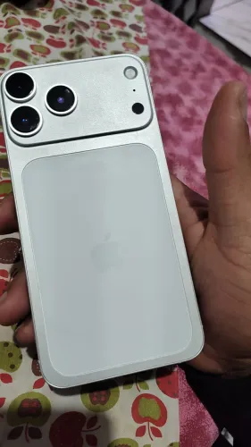 IPHONE XS MAX /17 PRO MAX