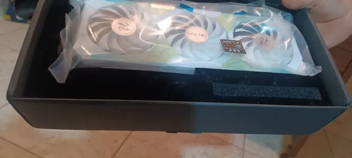 Placa de vídeo Nvidia RTX 3070 8GB - Peladn White - Triple Fan - RGB