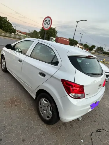 Chevrolet Onix JOY Hatch 1.0 8V Flex Mec. 4P 2018
