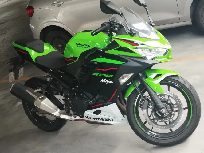 Vendo ou troco Ninja 400