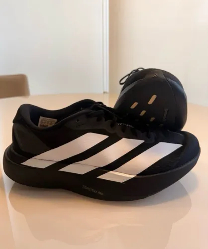 Adidas Evo SL