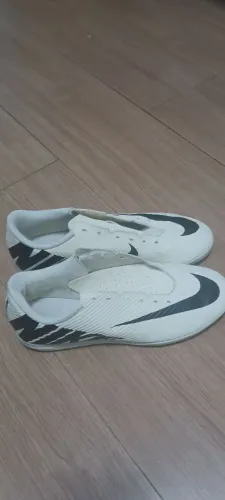 Chuteira Nike futsal 