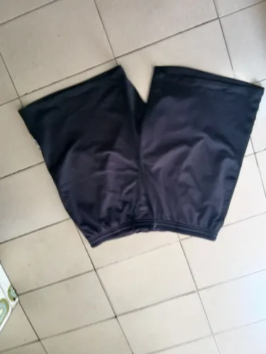 Short preto
