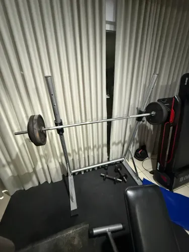 Rack musculação 