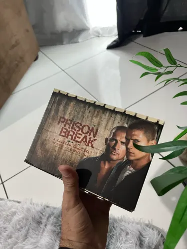 Coleção dvd Dr house e Prison break