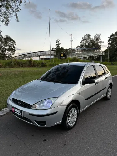 Ford Focus 1.6 S/se/se Plus Flex 8v/16v 5P 2009