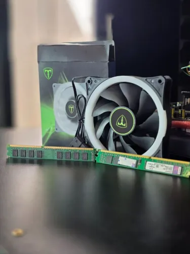 Kit memória RAM DDR3 - 8GB total