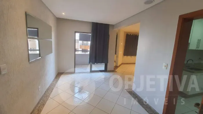 Apartamento à venda, 3 quartos, 1 suíte, 2 vagas, SARAIVA - UBERLANDIA/MG