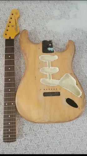Corpo e braço guitarra vintage v6 reissue