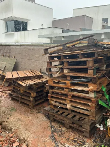 Madeira resto de obra e pallet