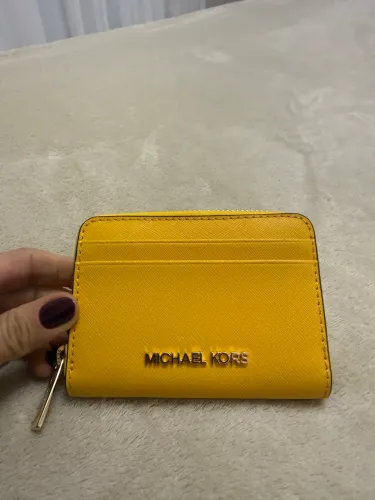 Carteira porta cartão Michael Kors amarela 