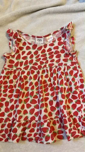 Vestido de morango infantil