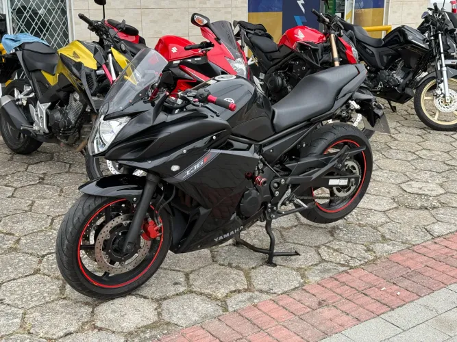 Yamaha Xj6 F 600 2012