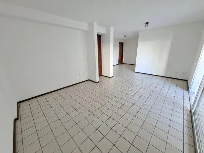 Apartamento no Brisamar 03 Quartos sendo 01 Suíte + DCE 128m²