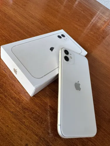iPhone 11 128GB impecável 