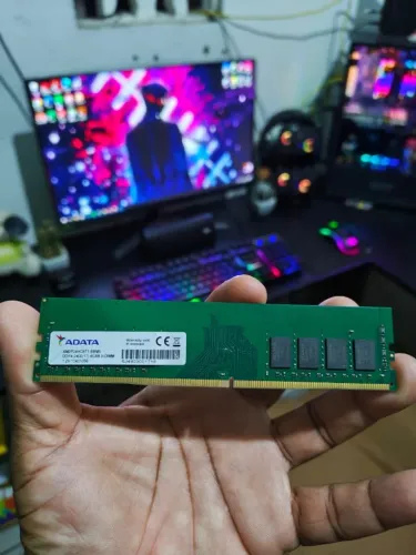 Memoria 8 gigas DDR4 Adata 2400mhz