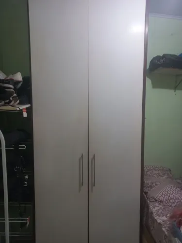 Guarda-roupa de solteiro duas portas