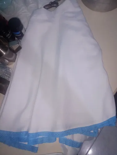 Saia umbanda/candomblé branca com fita azul