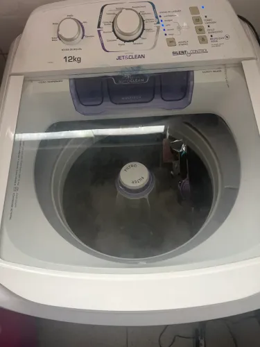 Máquina de lavar roupas