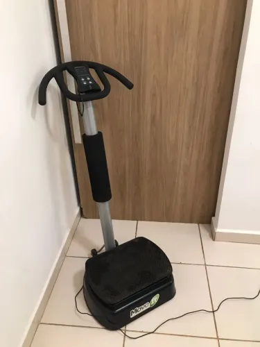 Plataforma Vibratória QUEIMA GORDURAS e Fisioterapia Move it