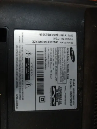 Tv Samsung UN32EH6030G para peças ou conserto.