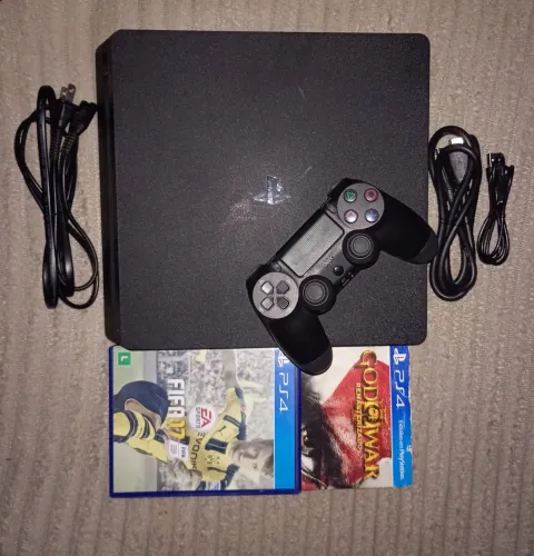 Playstation 4 slim