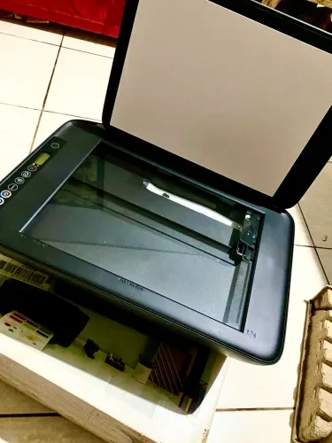 Impressora multifuncional HP Deskjet Ink Advantage 2774
