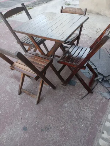 Conjunto mesa dobrável c/cadeiras