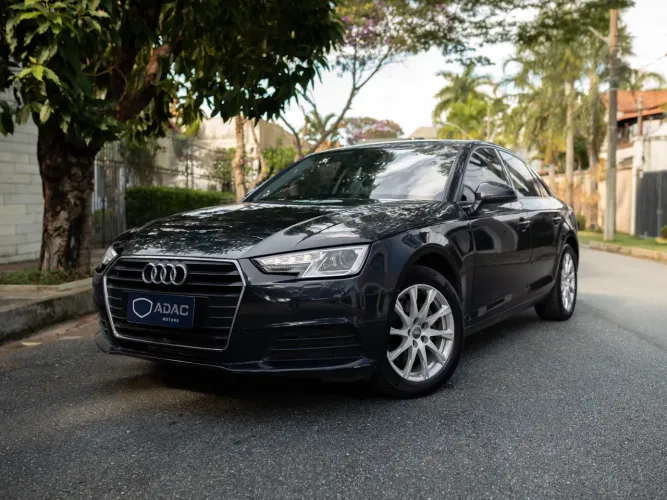Audi A4 Attraction 2.0 TFSI 190cv S Tronic 2018