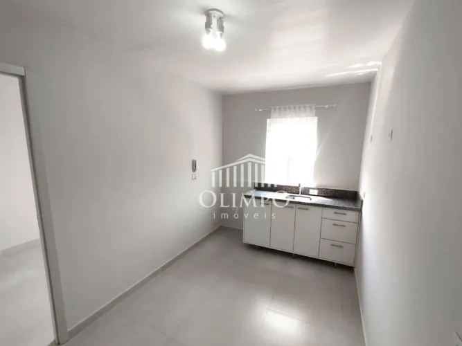 Kitnet com 1 dormitório para alugar, 30 m² por R$ 1.400/mês - Hauer - Curitiba/PR