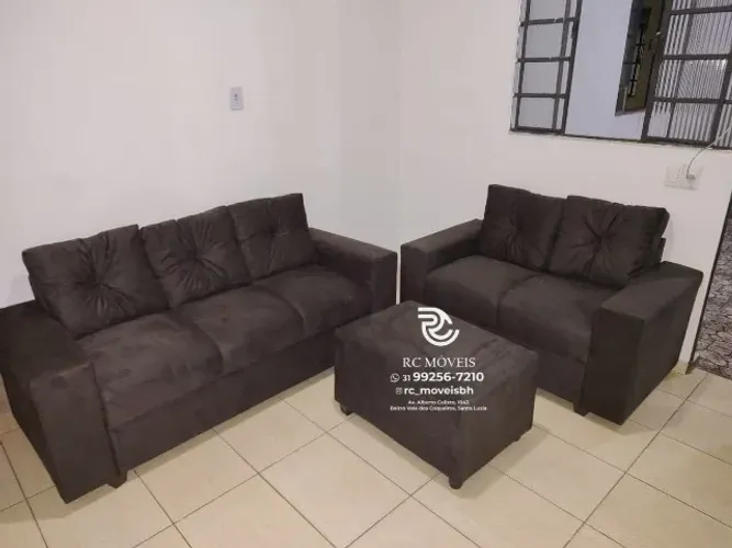 Sofá 2 e 3 assentos com Puff Suede D33 Confortável Direto da Fábrica