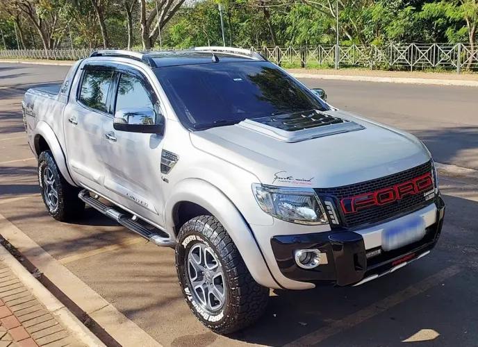 Ford Ranger Limited 3.2 20V 4X4 CD Aut. Dies. 2014