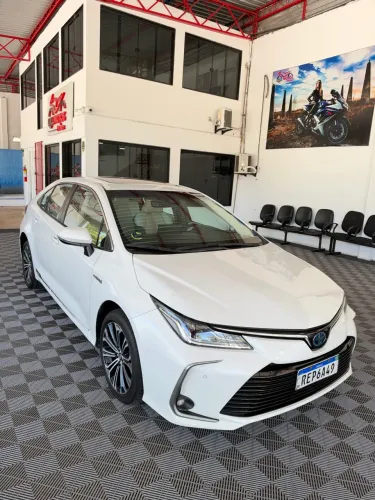 Toyota Corolla Altis Prem. Hybrid 1.8 Flex AUT 2022
