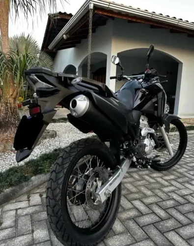 XRE 2023! OFERTA<br>2023<br>PRETA<br>29.000KM<br>20.900,00