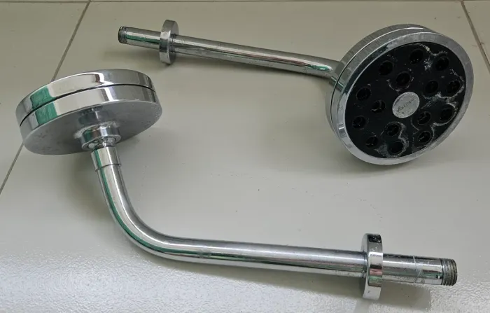 2 Chuveiros Fabrimar aquecimento solar seminovo