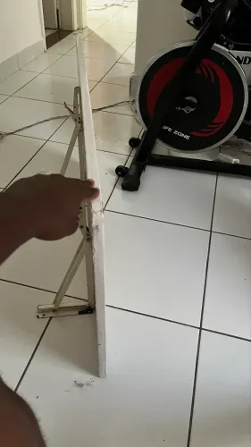 Mesa dobrável de parede